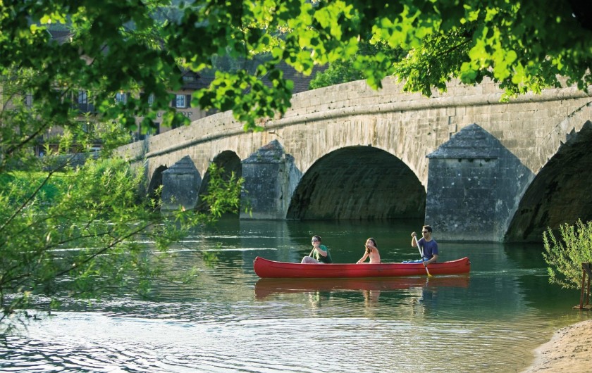 Location de vacances - Appartement à Songeson - canoé kayak à pont du navoy à environ 13km de la location