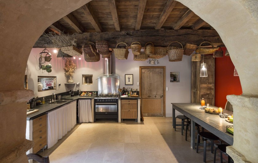 Location de vacances - Maison - Villa à Saint-Maden - Cuisine, table pour 10/12