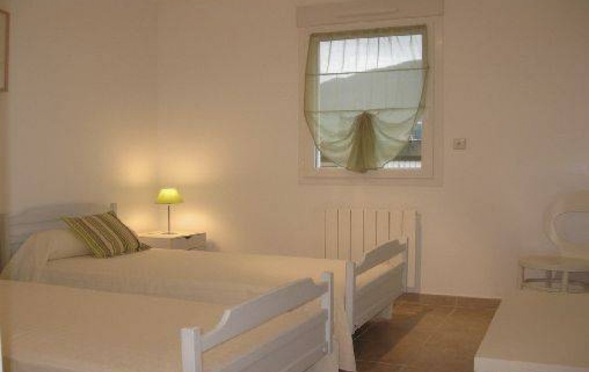Location de vacances - Appartement à Nyons - chambre 2 lits individuels en 90cm