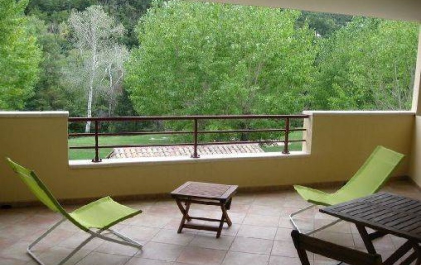 Location de vacances - Appartement à Nyons - Terrasse Sud