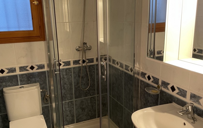 Location de vacances - Villa à L'Escala - SALLE DE BAIN DOUCHE