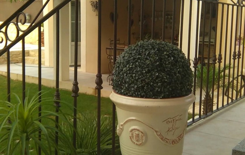 Location de vacances - Villa à Beaucaire - JARDIN