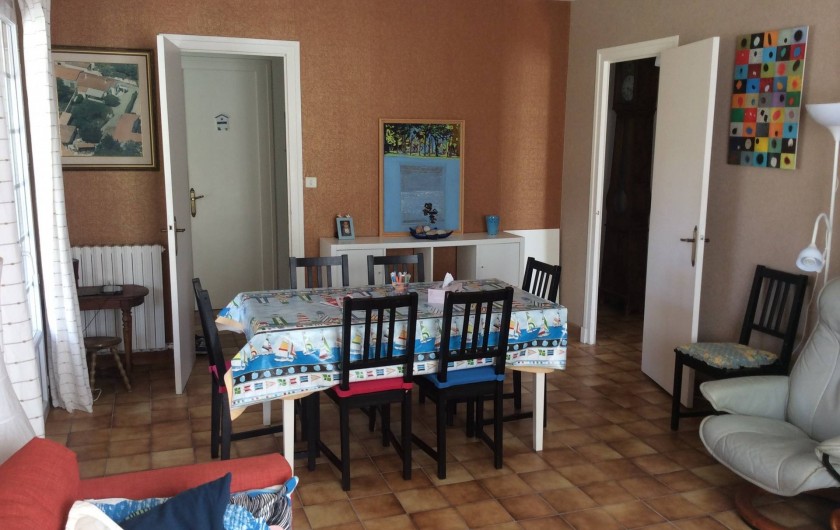 Location de vacances - Maison - Villa à Saint-Pierre-d'Oléron - Grande maison: espace salle à manger