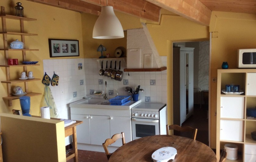 Location de vacances - Maison - Villa à Saint-Pierre-d'Oléron - Petite maison: Espace cuisine/ salle à manger