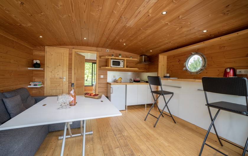 Location de vacances - Bateau à Chassenard - Séjour