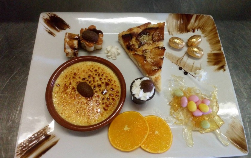 Location de vacances - Chambre d'hôtes à Saint-Étienne-du-Valdonnez - Assiette Gourmande à l'Auberge du Bramont à St Etienne du Valdonnez