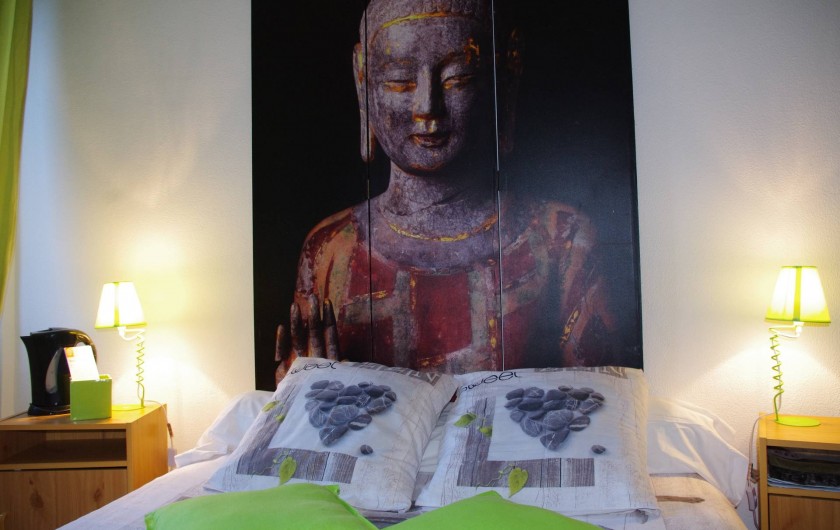 Location de vacances - Chambre d'hôtes à Saint-Étienne-du-Valdonnez - La chambre Zen pour un couple à l'Auberge du Bramont à St Etienne du Valdonnez