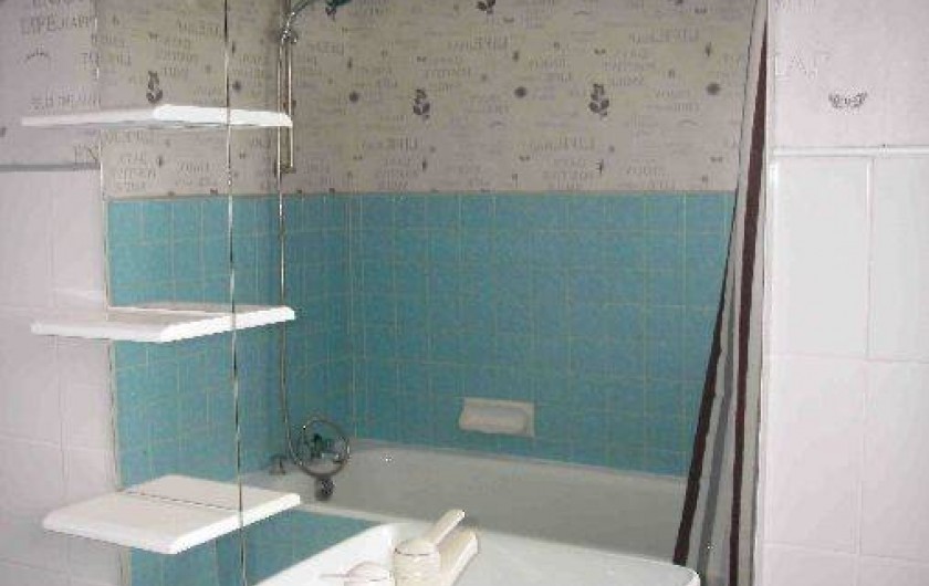Location de vacances - Maison - Villa à Roscoff - Salle de bains du haut