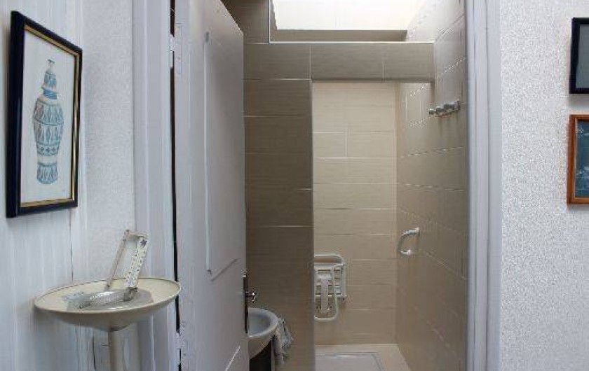 Location de vacances - Maison - Villa à Roscoff - Salle de douche italenne du bas