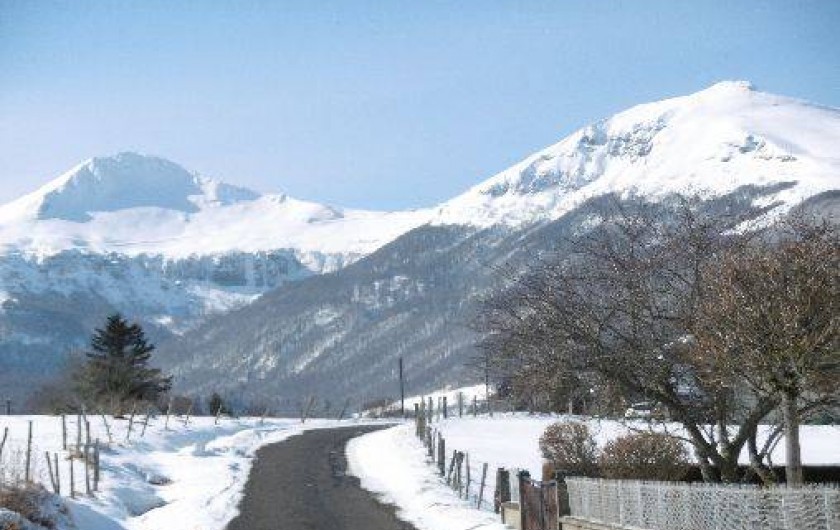 Location de vacances - Gîte à Le Claux - Vue sur Puy-Mary