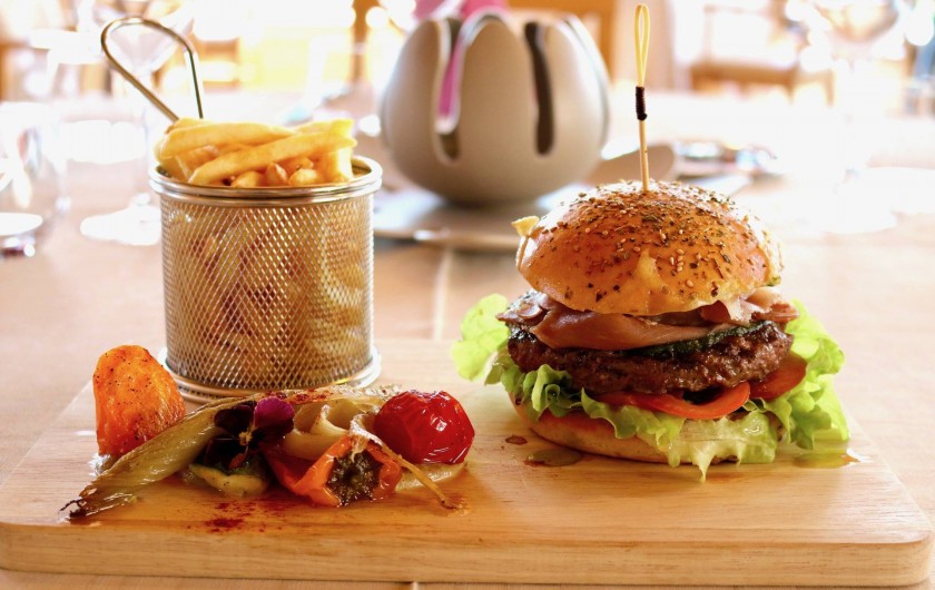 Location de vacances - Hôtel - Auberge à Saint-Jean-le-Centenier - Burger du Mas été 2018