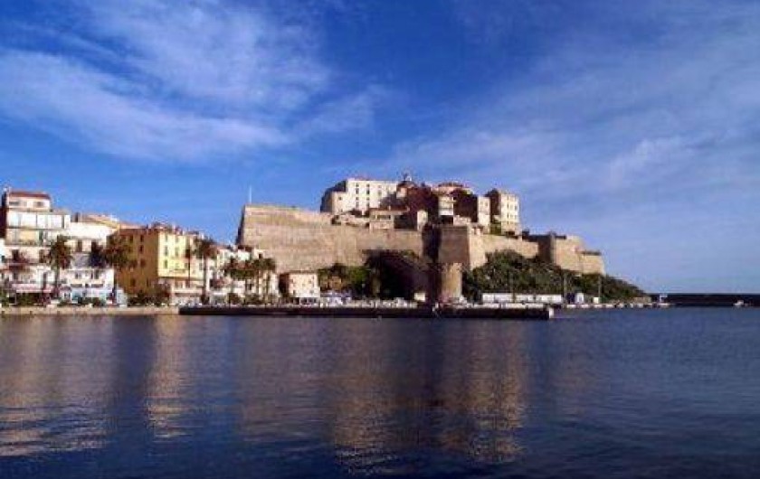 Location de vacances - Appartement à Calvi