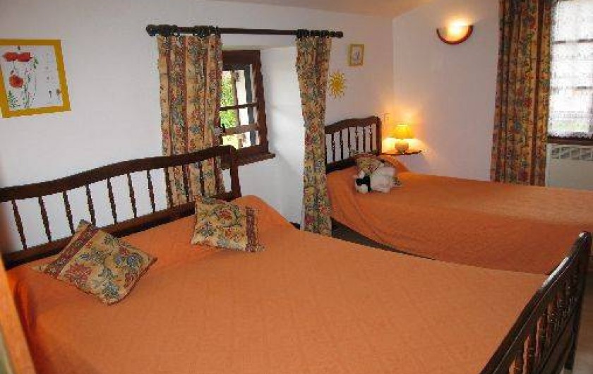 Location de vacances - Maison - Villa à Saint-Séverin - La chambre "soleil levant",