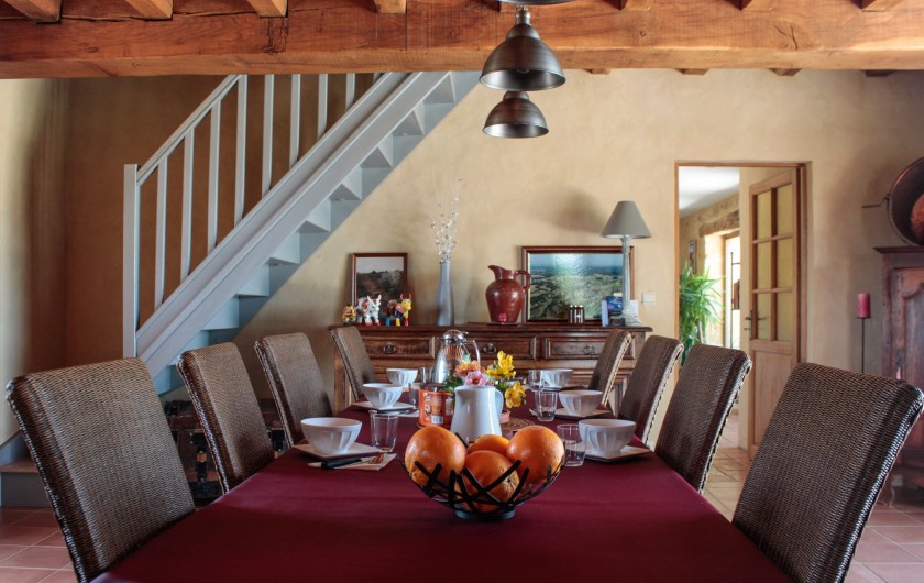 Location de vacances - Chambre d'hôtes à Saint-Avit-Sénieur - salle à manger