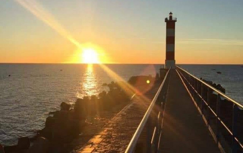 Location de vacances - Villa à Portel-des-Corbières - le phare de la plage