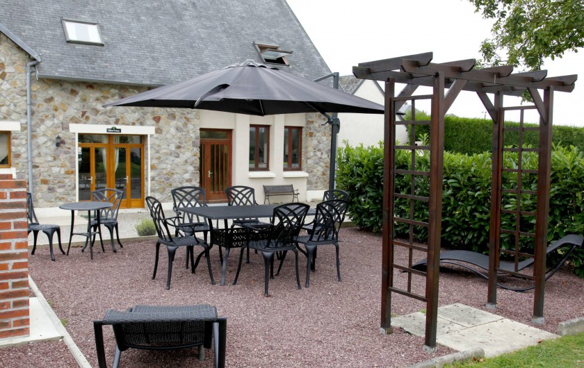 Location de vacances - Gîte à Sainteny - un patio