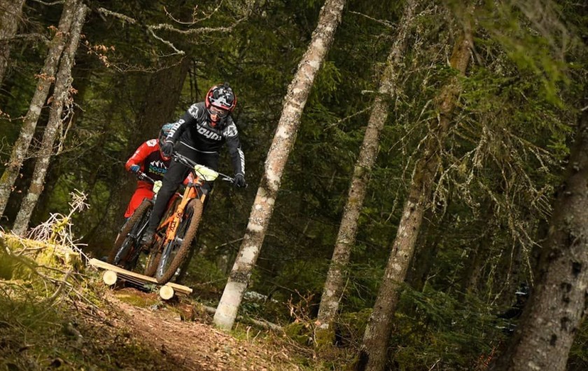 Location de vacances - Appartement à Chamrousse - VTT