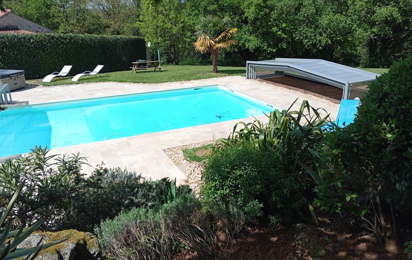 Location de vacances - Gîte à Mareuil-sur-Lay-Dissais - Piscine découverte