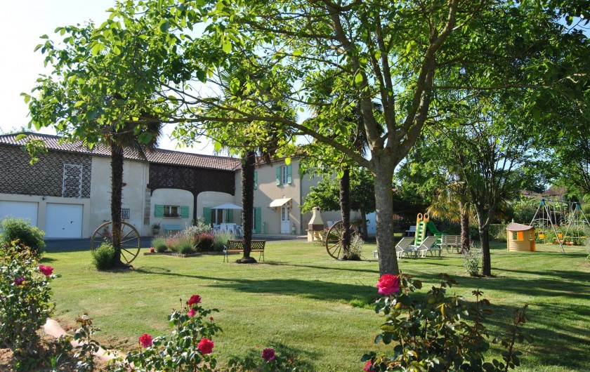 Location de vacances - Gîte à Duffort - Vue d'ensemble du gîte