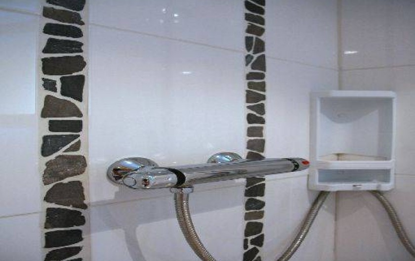 Location de vacances - Chalet à Saint-Hilaire - Douche italienne