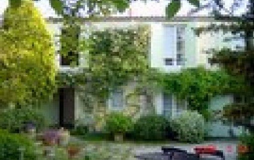 Location de vacances - Appartement à La Rochelle - maison coté rue.