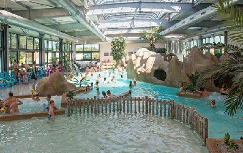Location de vacances - Camping à Brem-sur-Mer - Complexe aquatique couvert et chauffé