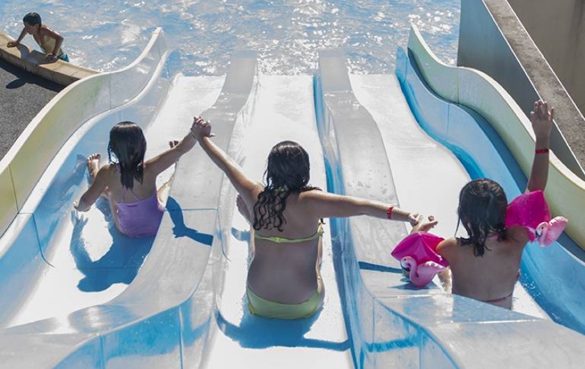 Location de vacances - Camping à Brem-sur-Mer - Piscine extérieure