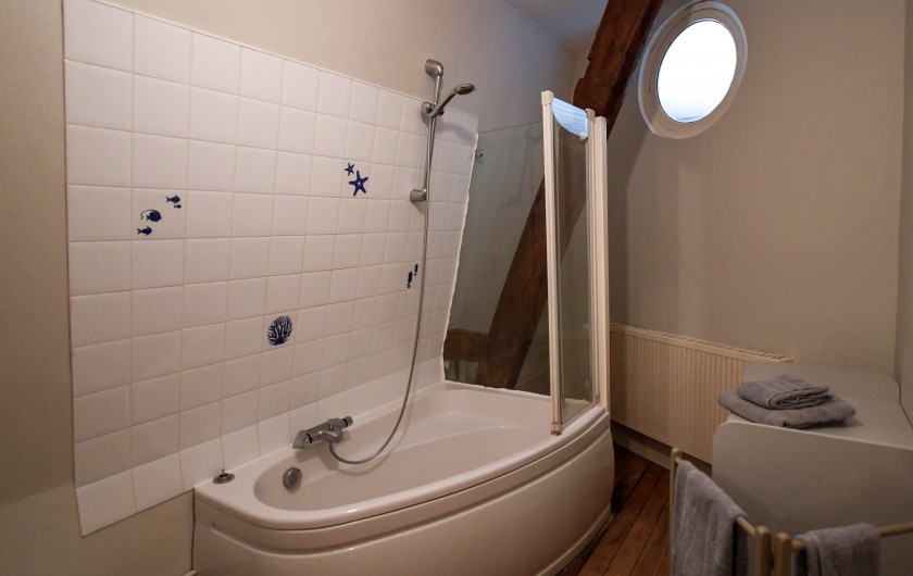 Location de vacances - Gîte à Saint-Valery-sur-Somme - Salle de Bain étage