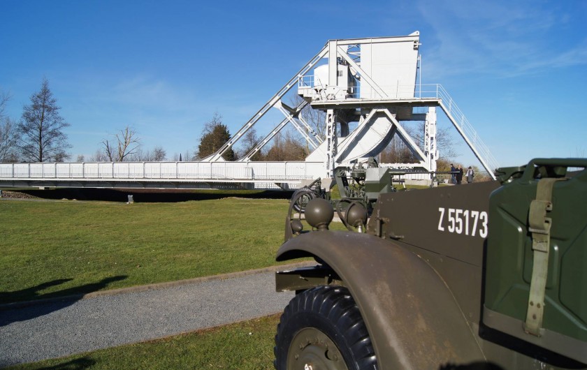 Location de vacances - Chambre d'hôtes à Bréville-les-Monts - pont Pégasus Bridge 1er pont libéré le 6 juin 1944