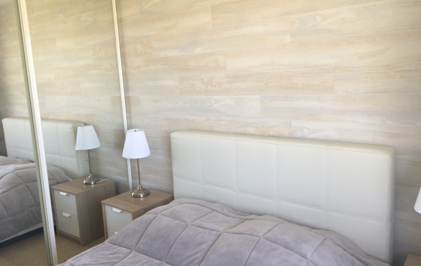 Location de vacances - Villa à Erquy - Chambre RDC vue sur la mer