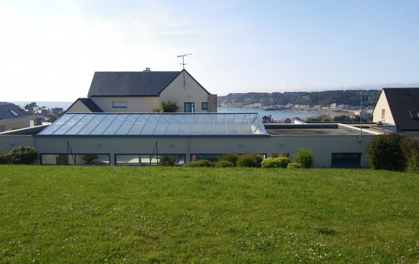 Location de vacances - Villa à Erquy - Vue du terrain à l'arrière de la maison