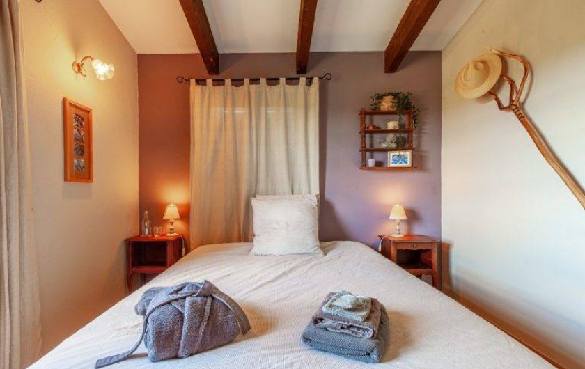 Location de vacances - Chambre d'hôtes à Saint-Césaire-de-Gauzignan - Chambre les Lavandes