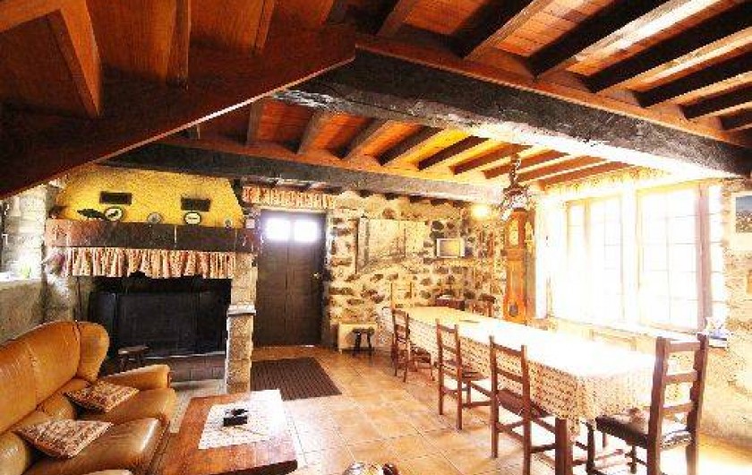 Location de vacances - Gîte à Salles - Pièce principale