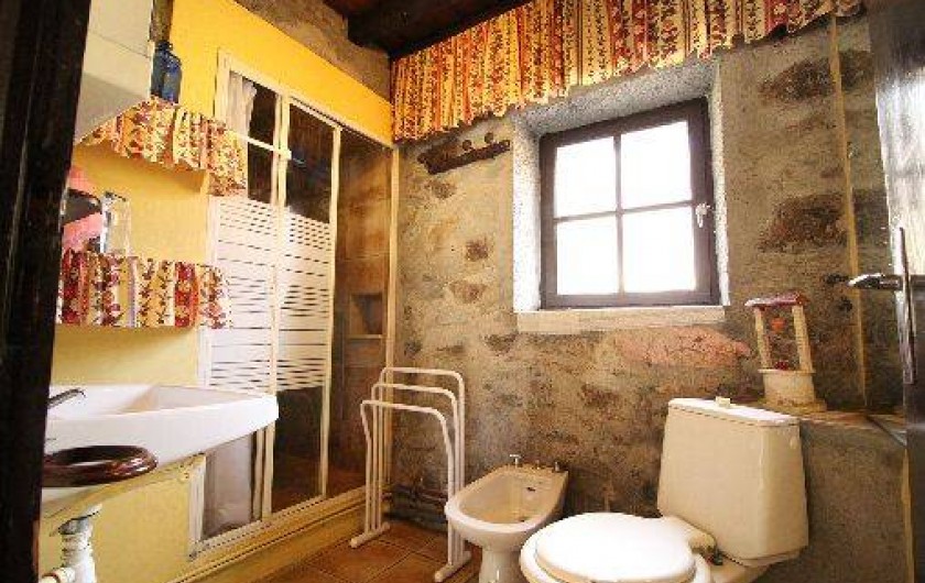 Location de vacances - Gîte à Salles - salle de bain