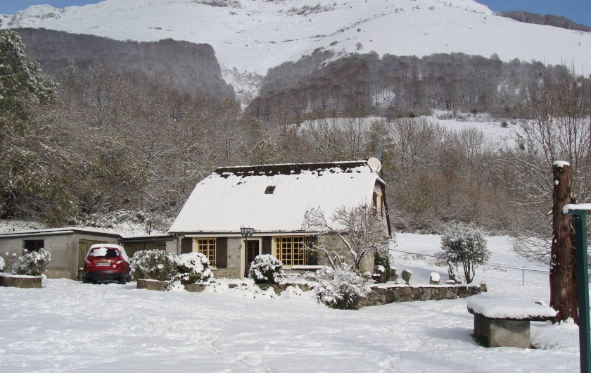 Location de vacances - Gîte à Salles - Grange en hiver