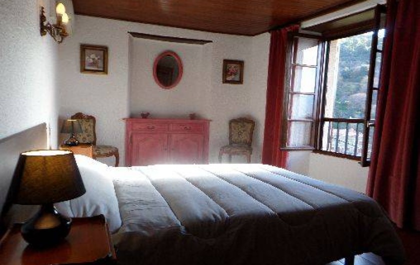 Location de vacances - Maison - Villa à Oletta - Chambre n°2 Orienté coté sud avec vue sur la montagne  Niveau deux