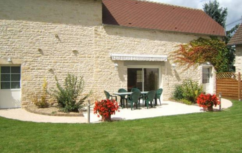 Location de vacances - Gîte à Argenteuil-sur-Armançon - Côté jardin