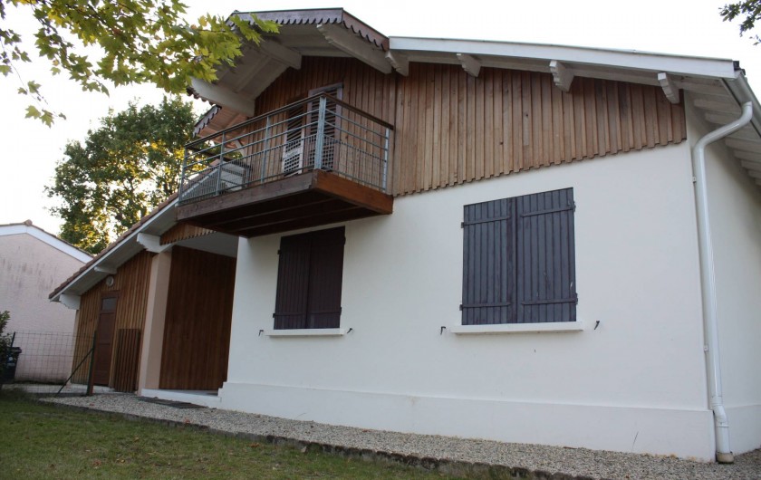 Location de vacances - Villa à Andernos-les-Bains - Façade côté jardin