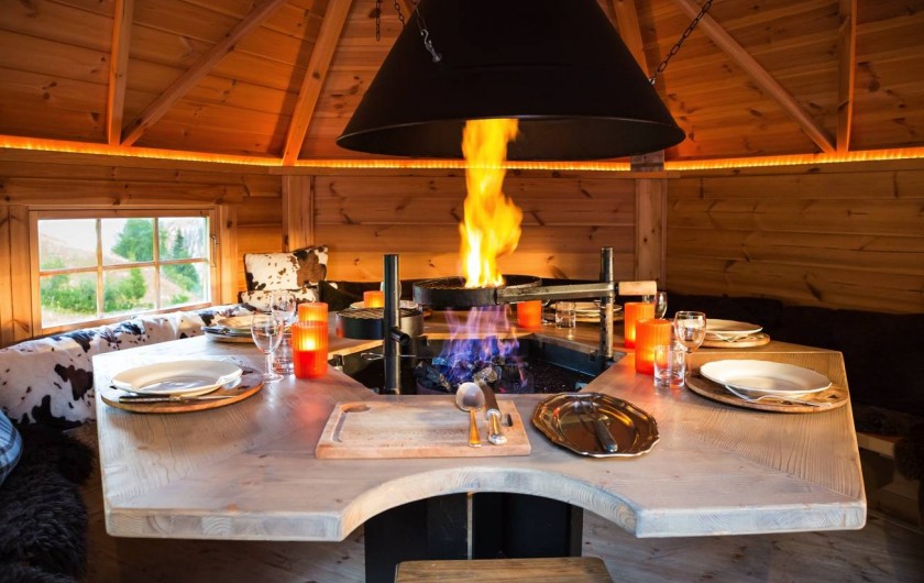 Location de vacances - Hôtel - Auberge à Mâcot-la-Plagne - Cocoon Grill