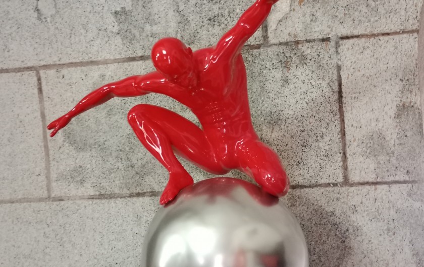 Location de vacances - Gîte à Ambrières-les-Vallées - Statue