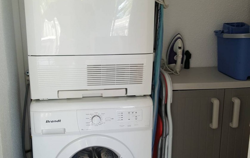 Location de vacances - Appartement à Saint-François - buanderie avec son lave linge et sèche linge,