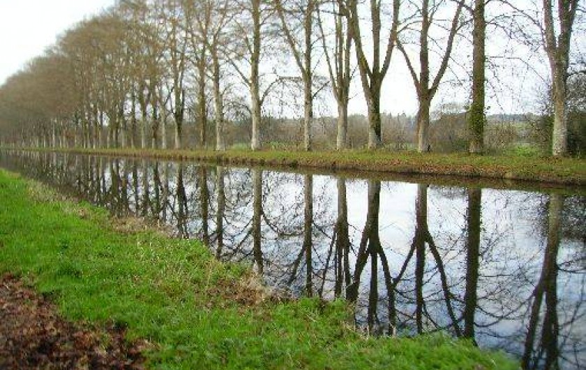Location de vacances - Gîte à Bignan - le canal de Nantes à Brest