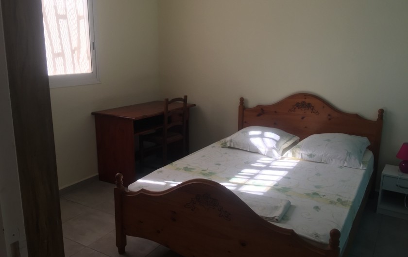 Location de vacances - Appartement à Les Abymes - La chambre classique des Parents.