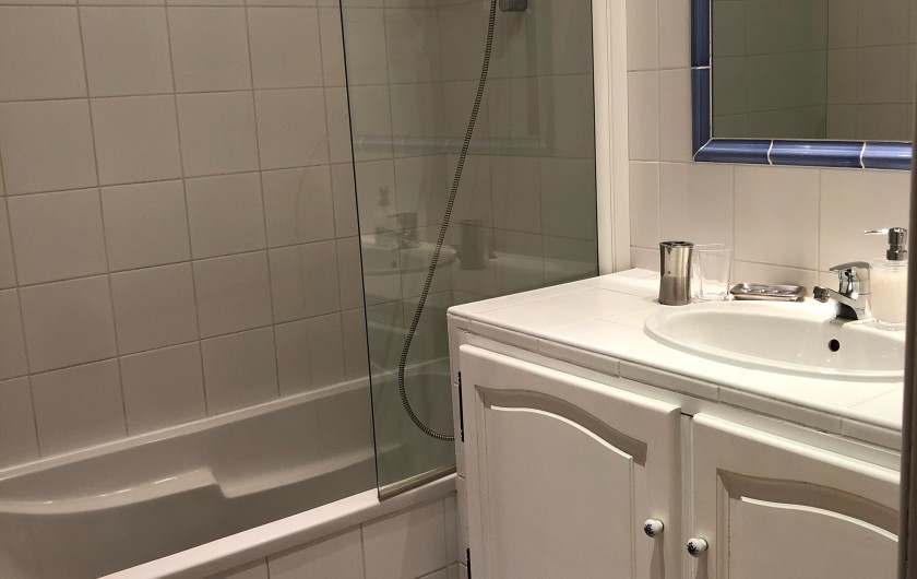 Location de vacances - Gîte à Mazan - Salle de bain 2