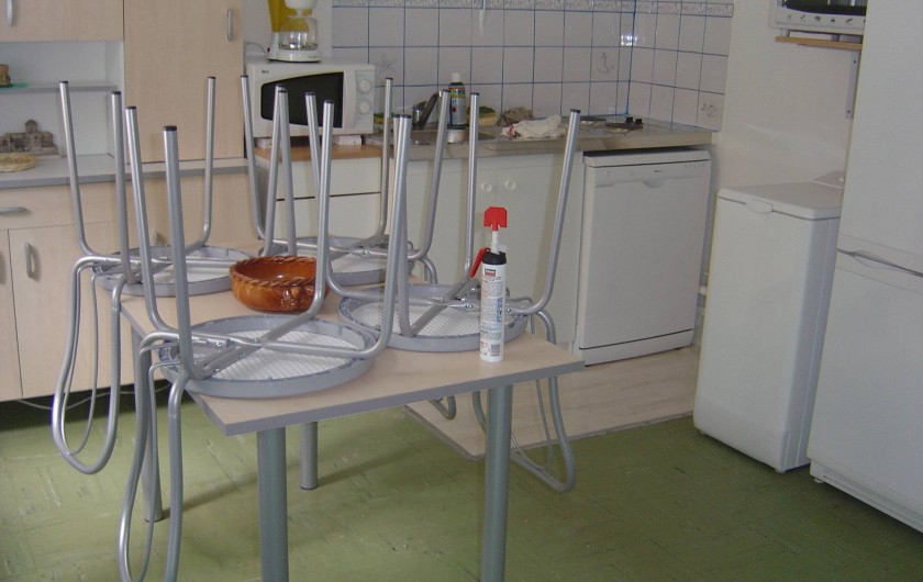 Location de vacances - Appartement à Frontignan - CUISINE EQUIPEE SEJOUR