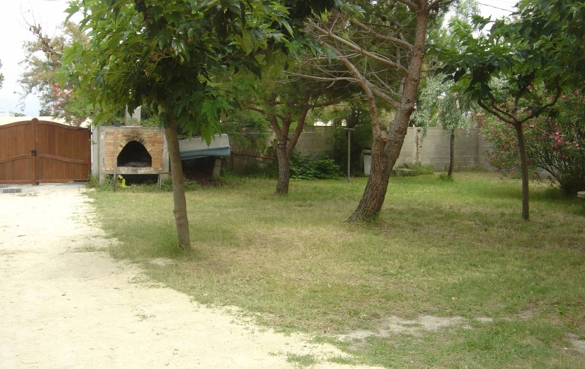 Location de vacances - Appartement à Frontignan - VASTE TERRAIN