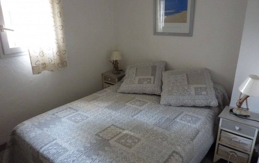 Location de vacances - Mas à Le Lavandou - chambre  1 (lit de 140)