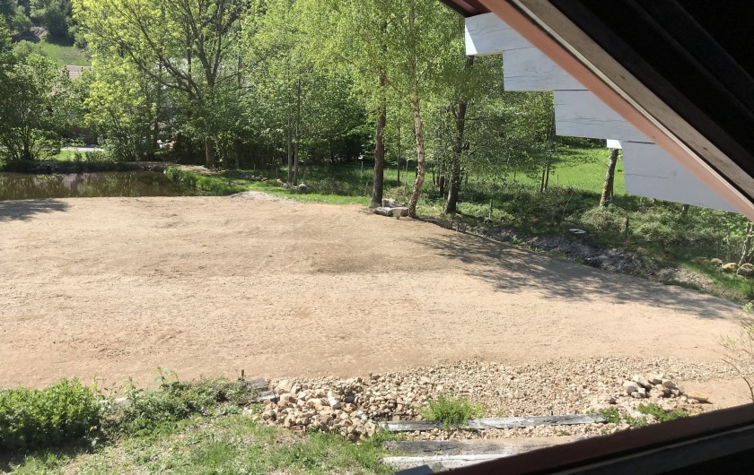 Location de vacances - Chalet à La Bresse - Vue sur l'étang depuis le lit de la mezzanine