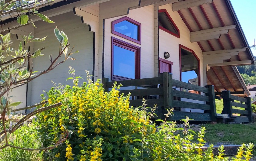 Location de vacances - Chalet à La Bresse - Chalet au printemps