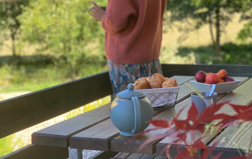 Location de vacances - Chalet à La Bresse - Petit déjeuner en terrasse ...
